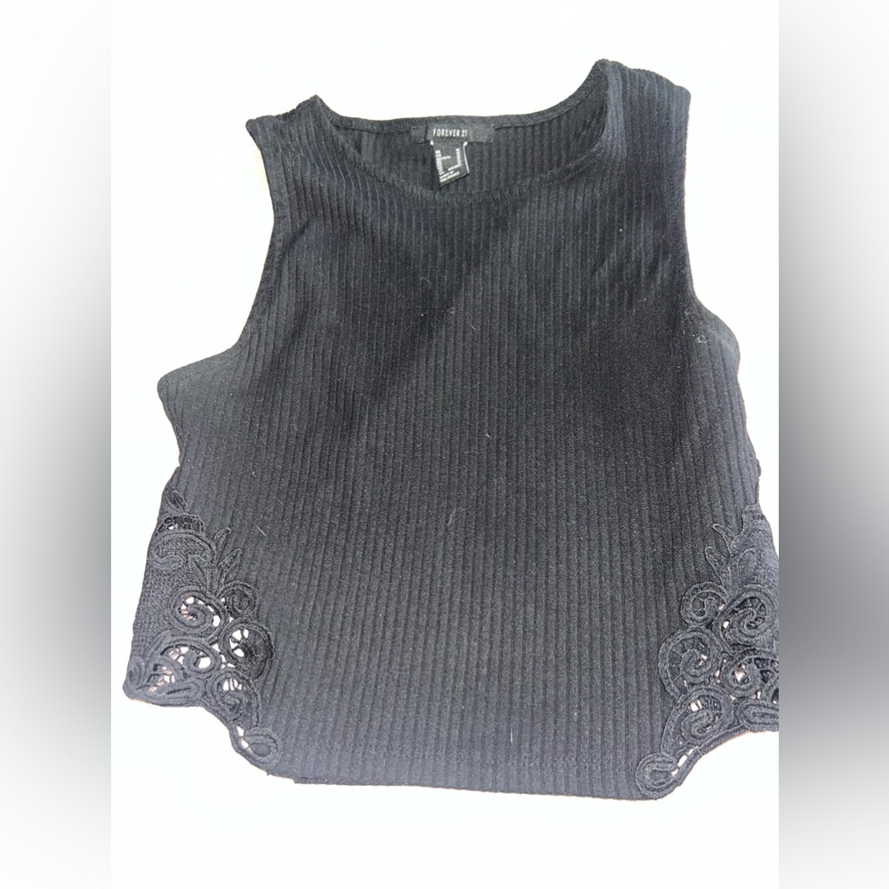 Ribbed lace crop top